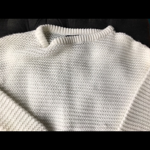 White knitted sweater - Picture 3 of 3